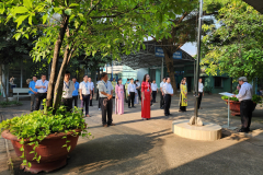 1_Ke-mau-chuyen-Ho-Chi-Minh-trong-buoi-chao-co-thu-hai-dau-tuan